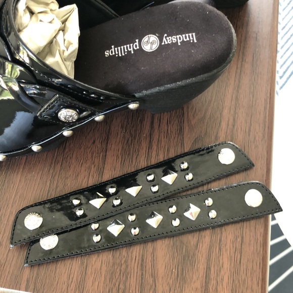 Lindsay Phillips Patent Leather clogs. 7M - Picture 4 of 8